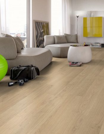 EGGER BASIC White Wilson Oak 7/31 Laminált padló EBL046