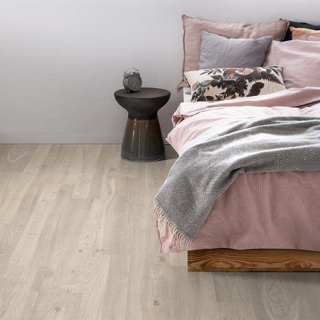 EGGER PRO CLASSIC White Corton Oak Laminált padló 7/32 EPL051